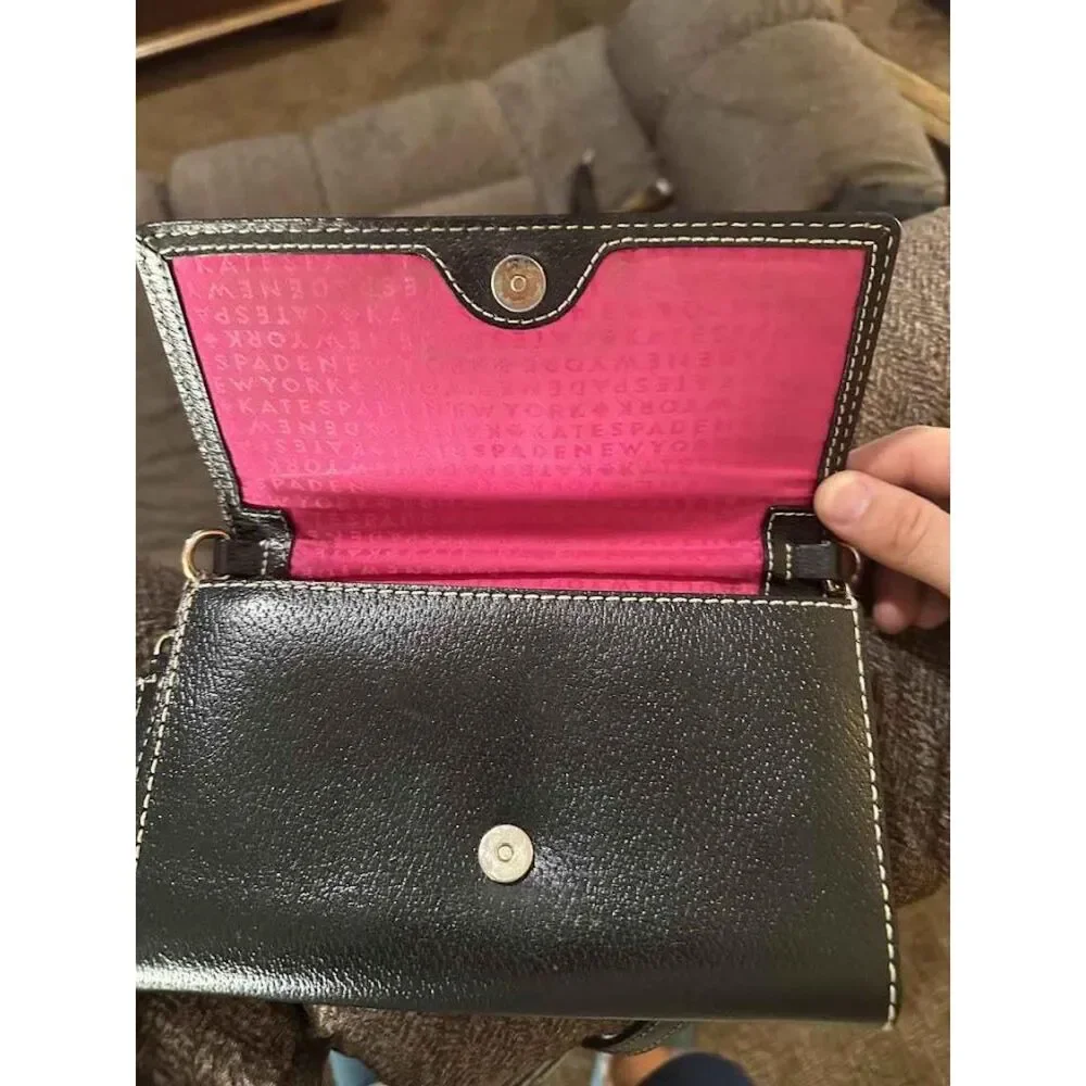 Kate Spade New York Wellesley Black Pebbled Leather Wallet Chain Crossbody Bag